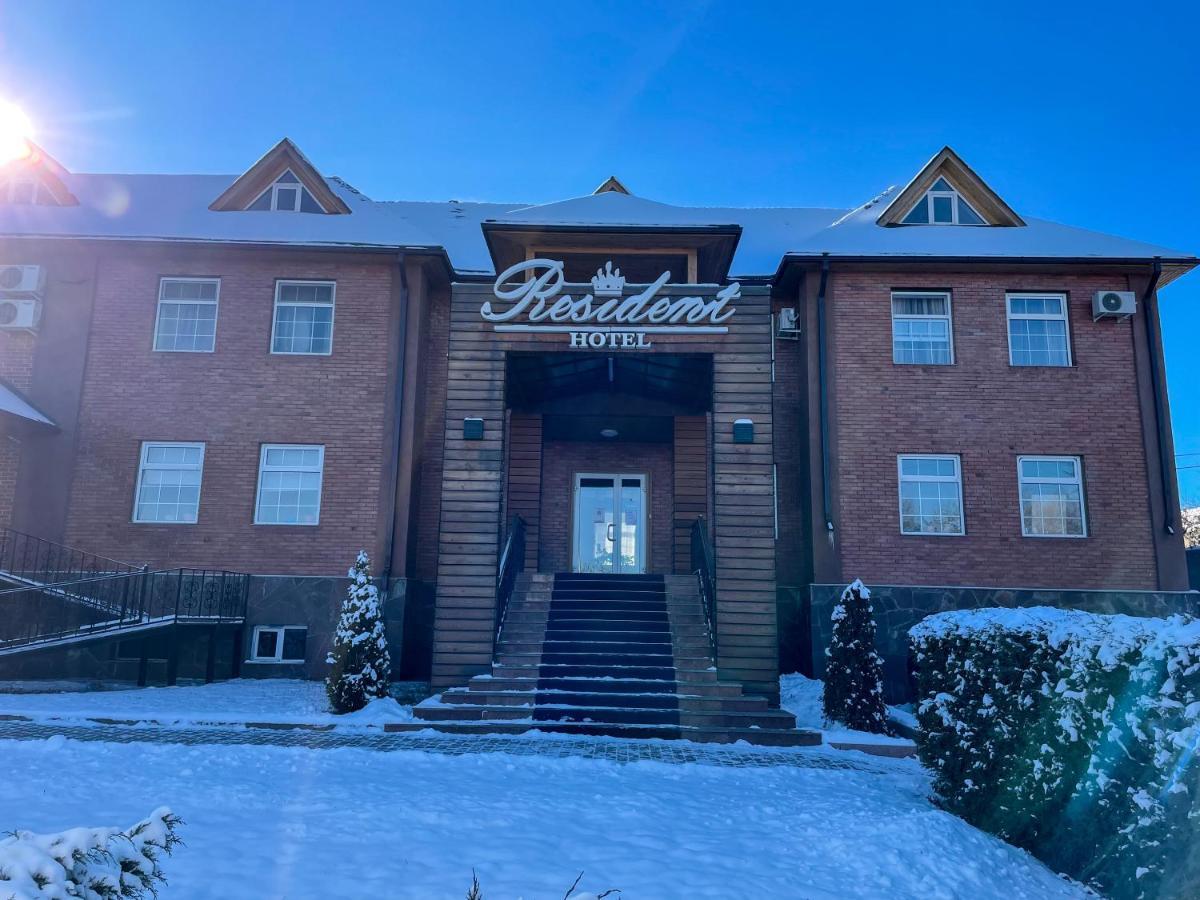 Resident Hotel Kaskelen Exterior foto
